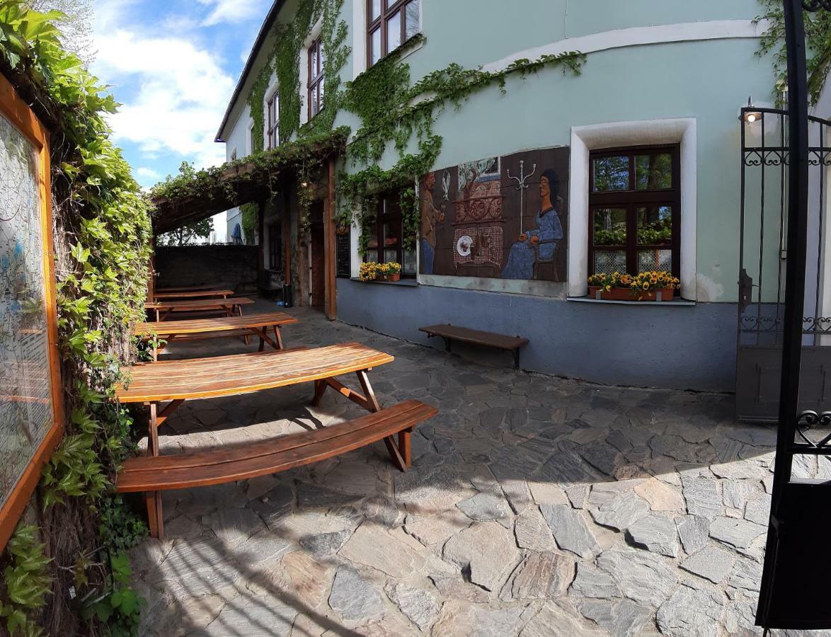 Penzion A Restaurace U Hajku Nove Dvory  Экстерьер фото